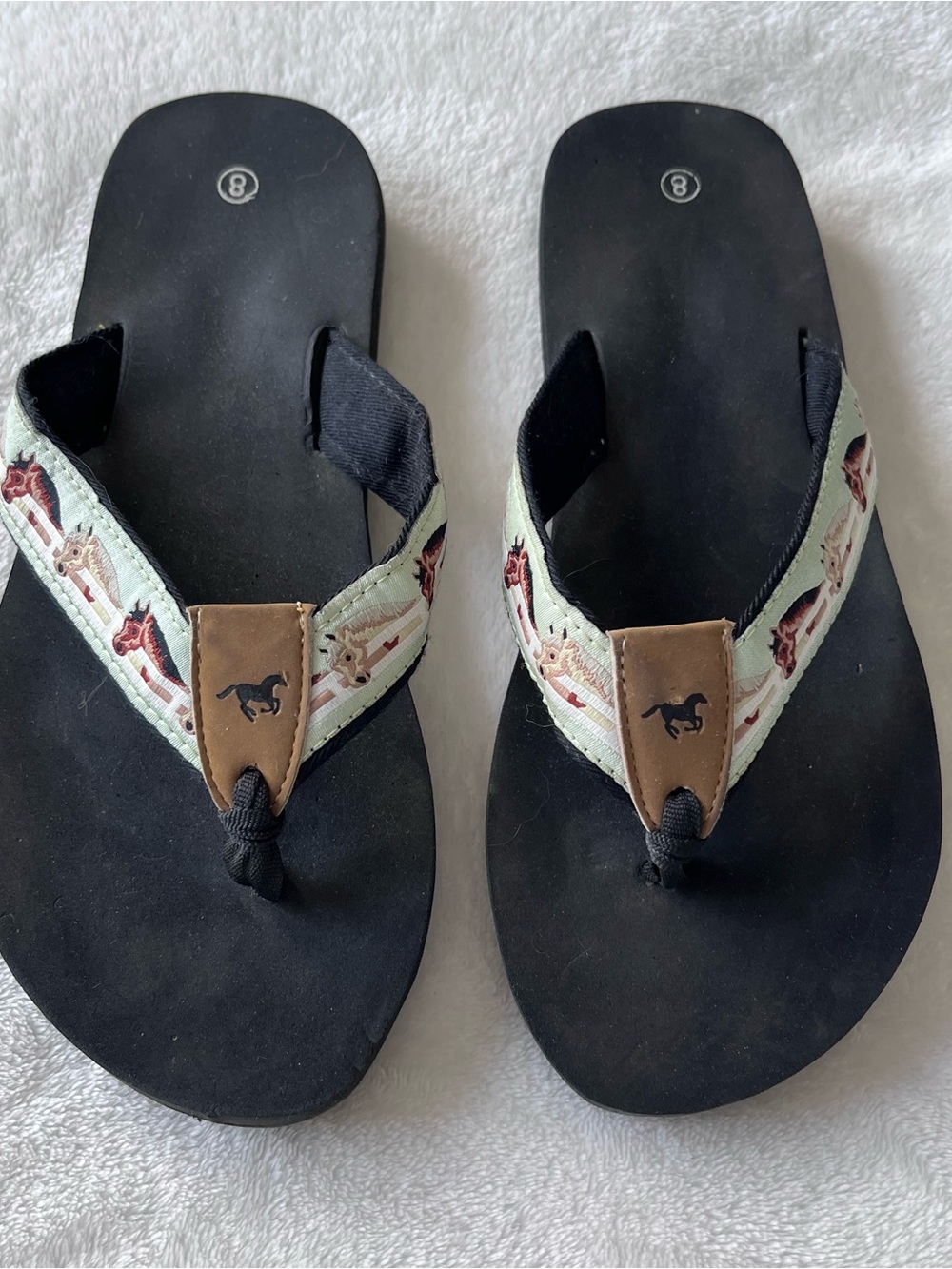 Black Flip Flop Sandals with Horse-Patterned Straps
